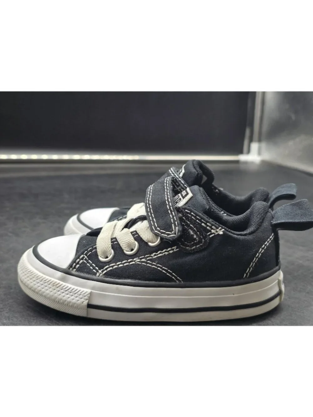 Converse All Star Shoes Boys Size 6 Black Strap Low Top Sneakers Stains